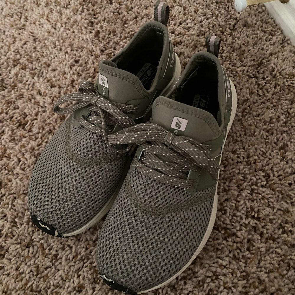 New balance tennis shoes. Olive green. Only worn 3 times